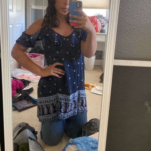 Aeropostale Dresses & Skirts - aeropostale off the shoulder dress/cover up